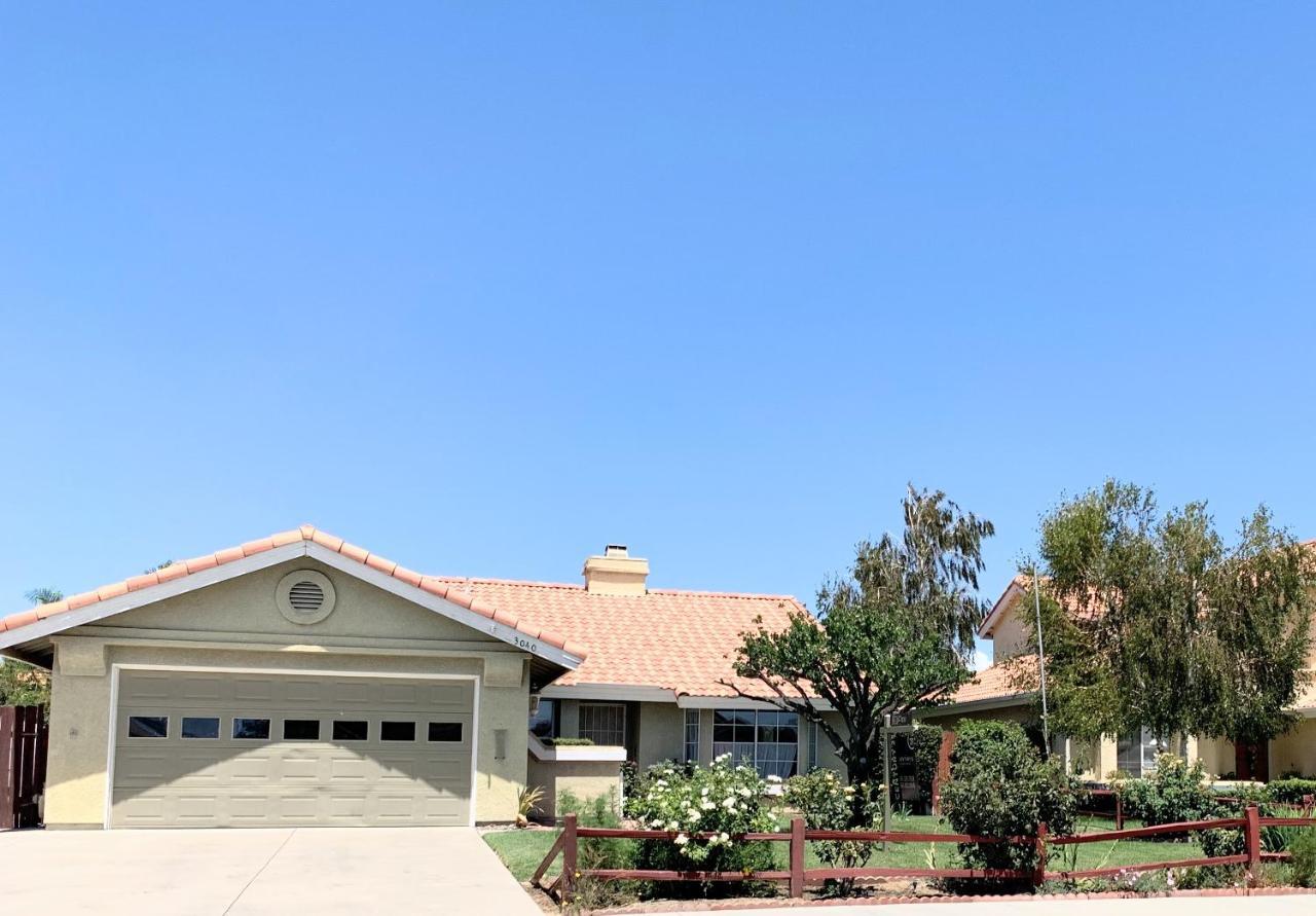 Country Haven Room With Desk Near Wineries Hemet Exterior foto