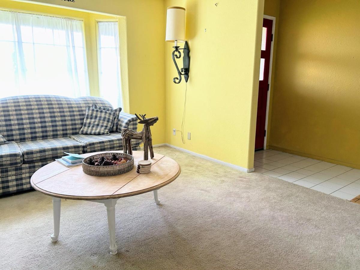 Festive Haven Room Hemet Exterior foto